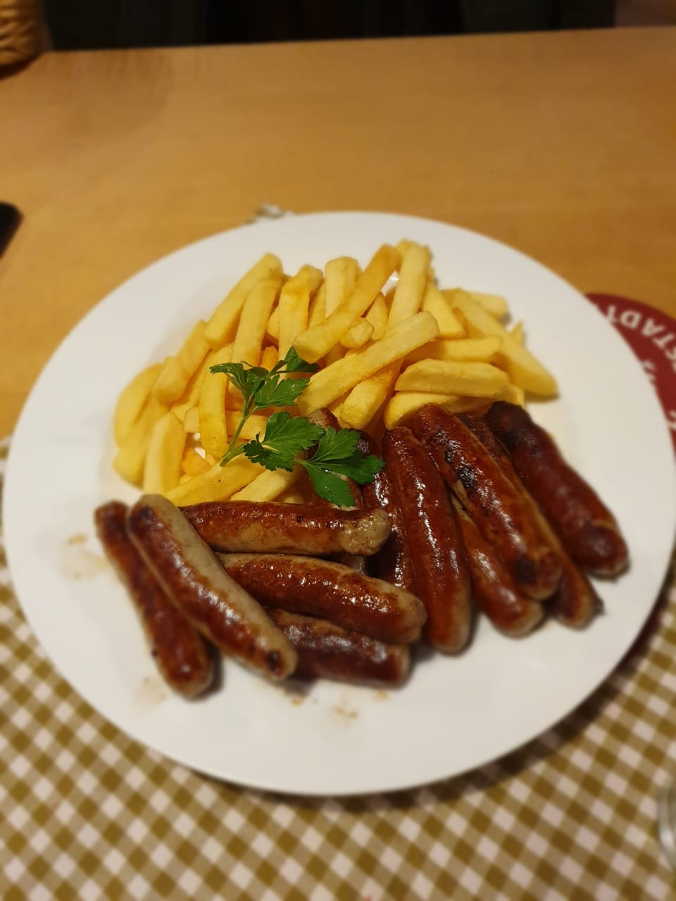 Não é só de pão que se vive o Homem, é de Salsicha também.