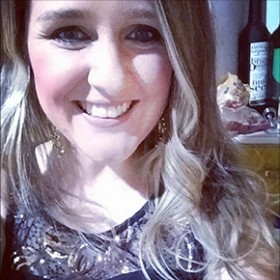 Camila Santos dos Santos