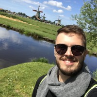 Vitor Emanuel Poletto Coser